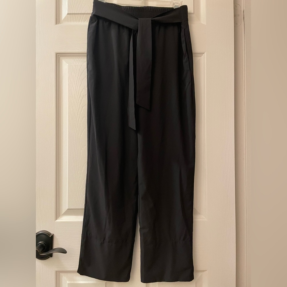 S: TAHARI Black High Rise Elastic Waist Belted Pull on Pants NWOT